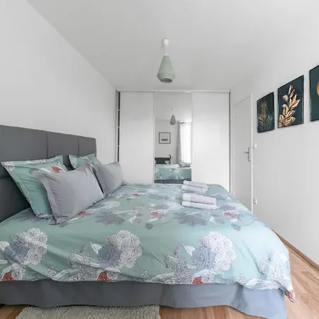 Design La Petite Europe - Ideal Curistes * Vichy