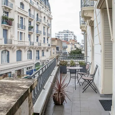 Design La Petite Europe - Ideal Curistes * Vichy